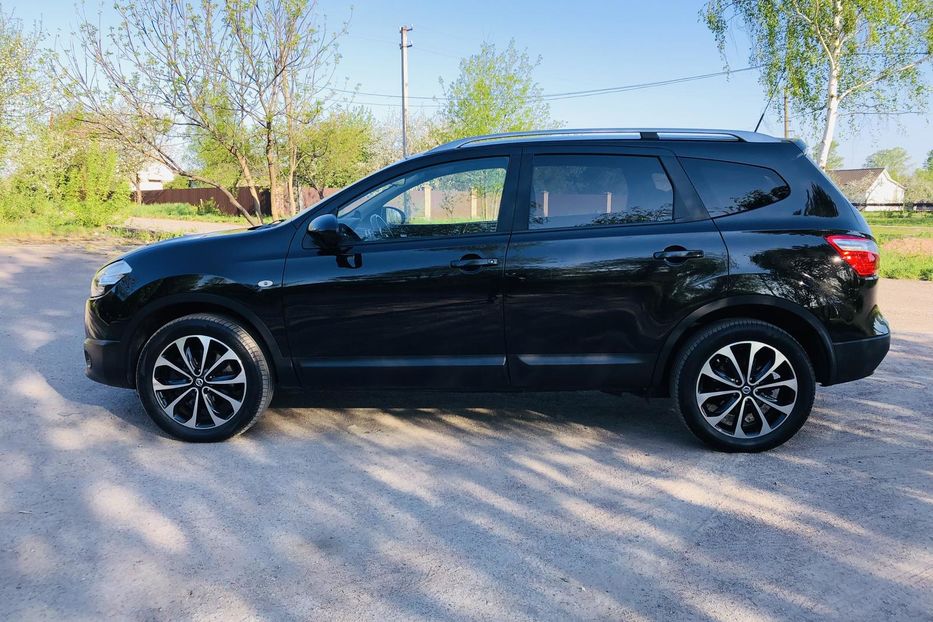 Продам Nissan Qashqai+2 2.0D AT (150 к.с.) 4WD • Tekna 2013 года в Житомире