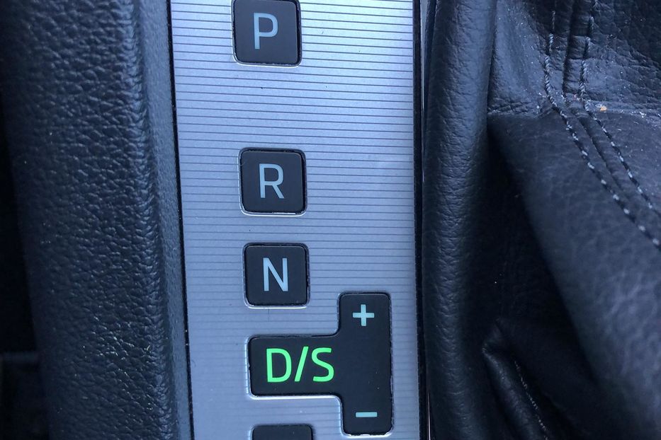 Продам Skoda Octavia A7 VRS 2.0 TDI DSG (184 к.с.) 4х4 2015 года в Житомире