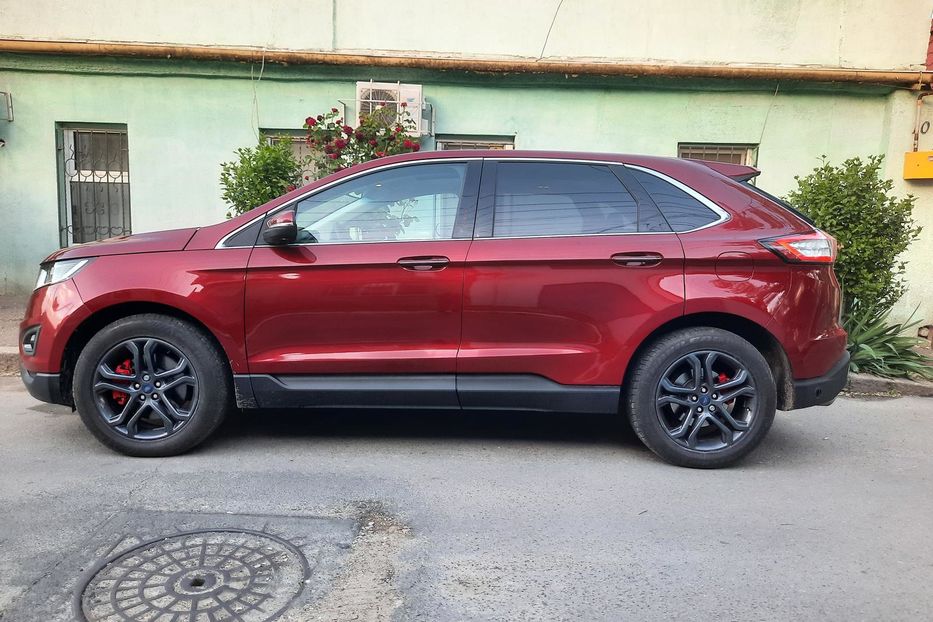 Продам Ford Edge Titanium 2016 года в Одессе