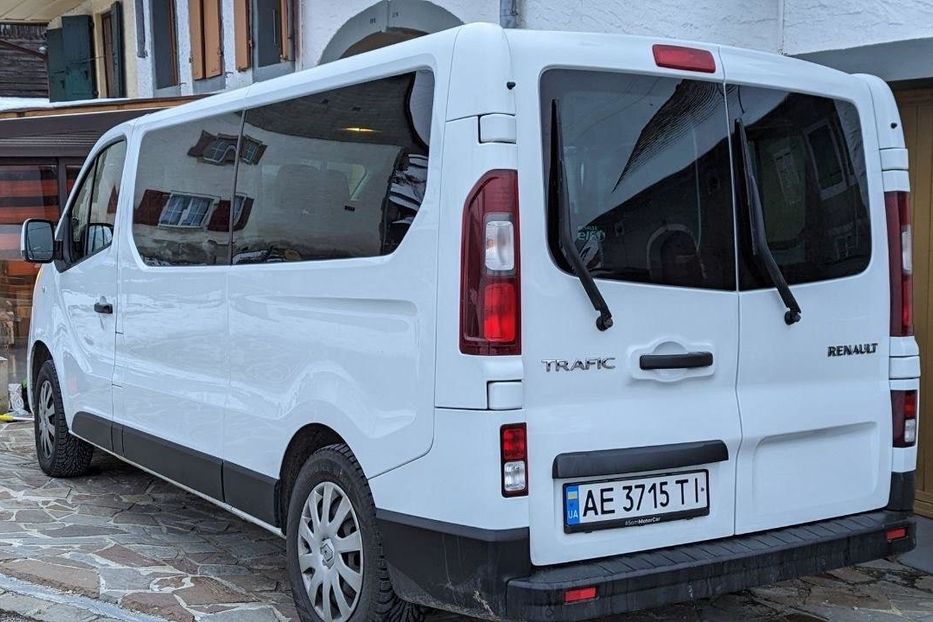 Продам Renault Trafic пасс. 2018 года в Днепре