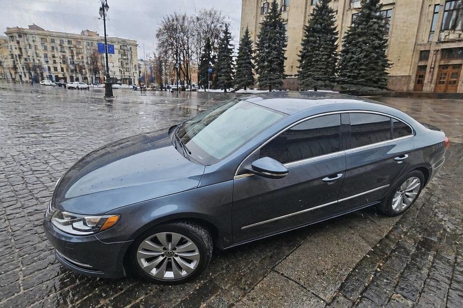 Продам Volkswagen Passat CC 2013 года в Харькове