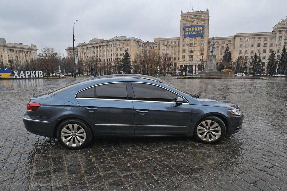 Продам Volkswagen Passat CC 2013 года в Харькове