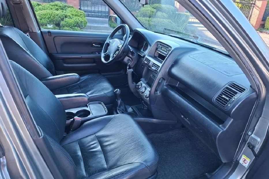 Продам Honda CR-V 2006 года в Харькове