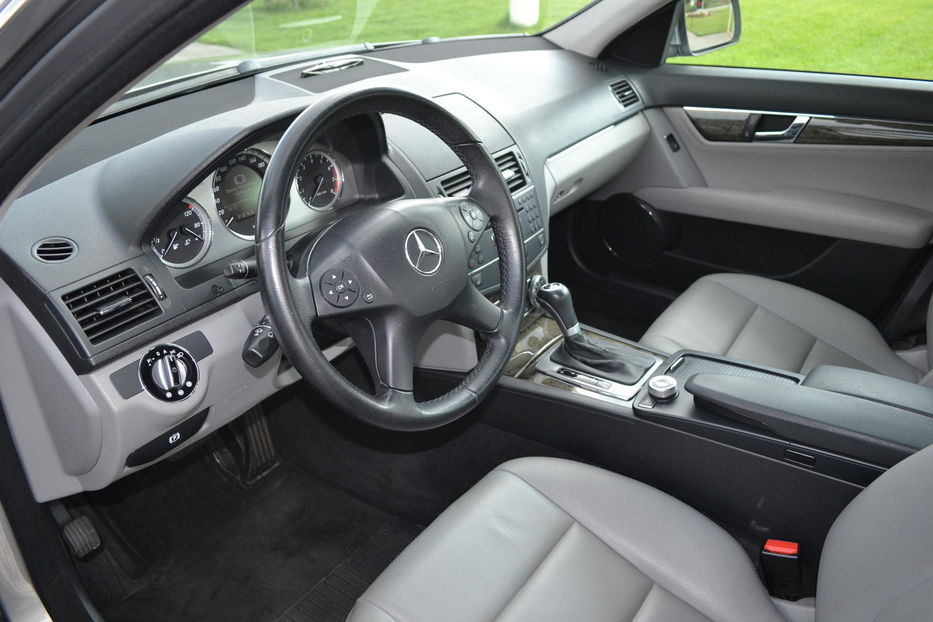 Продам Mercedes-Benz C-Class 280 2007 года в Одессе