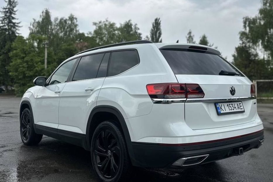 Продам Volkswagen Atlas SE R-Line 2022 года в Киеве