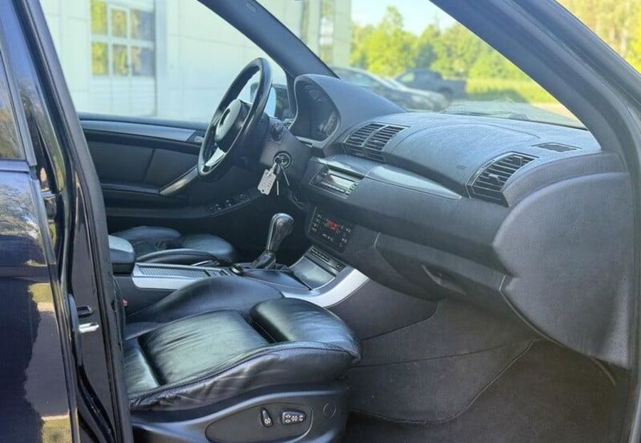 Продам BMW X5 2003 года в Сумах