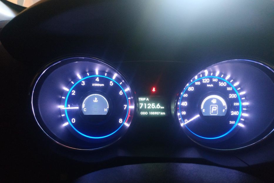 Продам Hyundai Sonata YF Рестайл 2013 года в г. Мукачево, Закарпатская область
