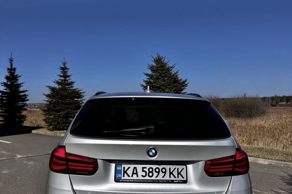 Продам BMW 318 318d 2017 года в Киеве