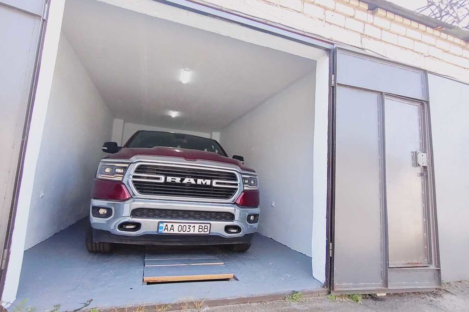 Продам Dodge RAM Big Horn Lone Star 2019 года в Киеве