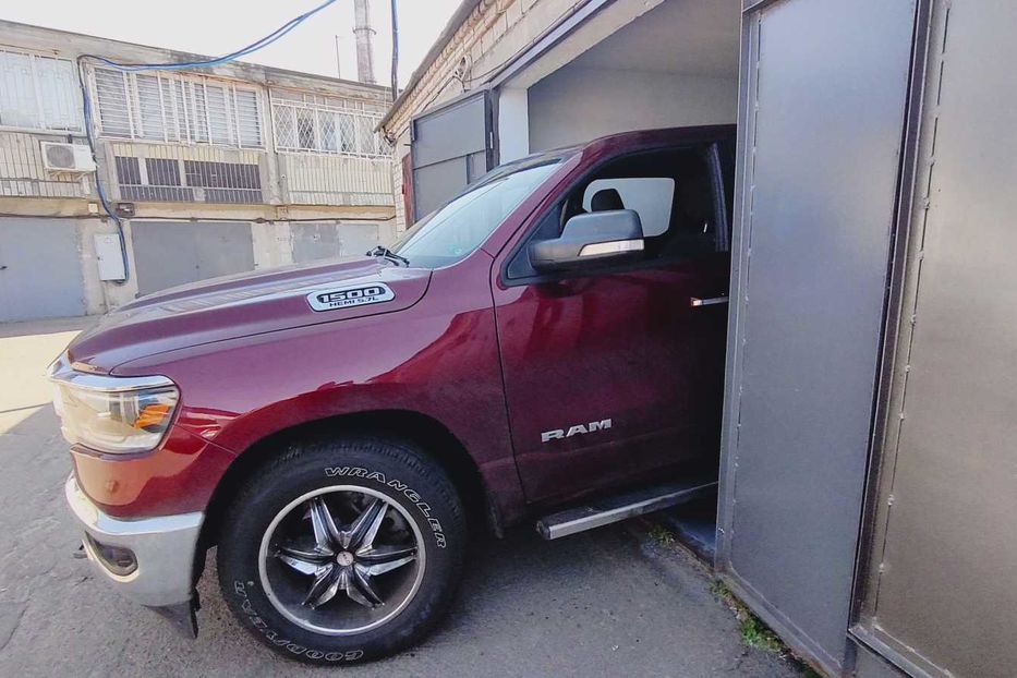 Продам Dodge RAM Big Horn Lone Star 2019 года в Киеве