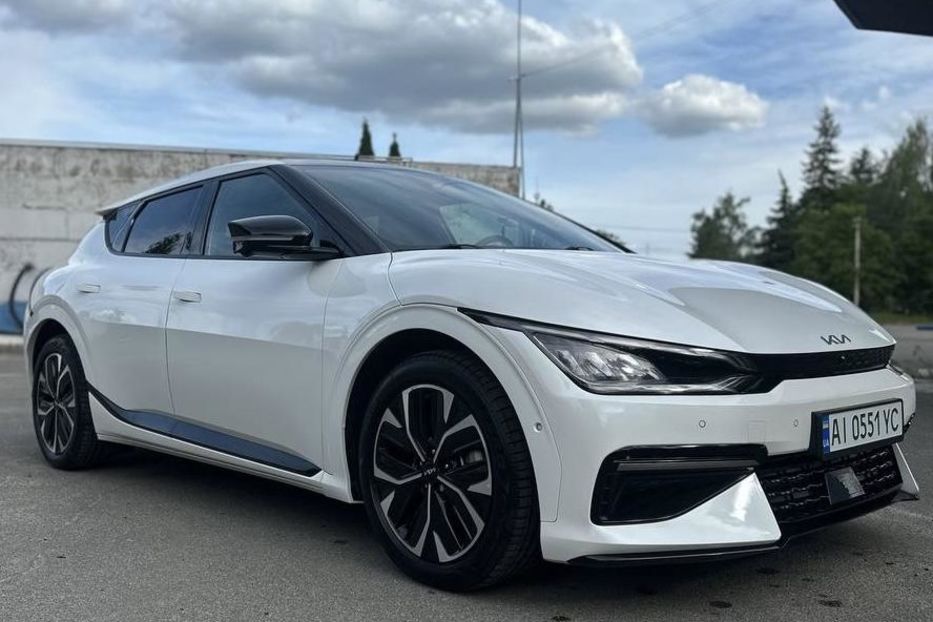 Продам Kia EV6 GT-Line 2023 года в Киеве