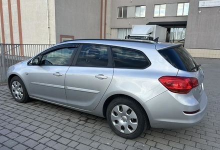 Продам Opel Astra J 2011 года в Львове