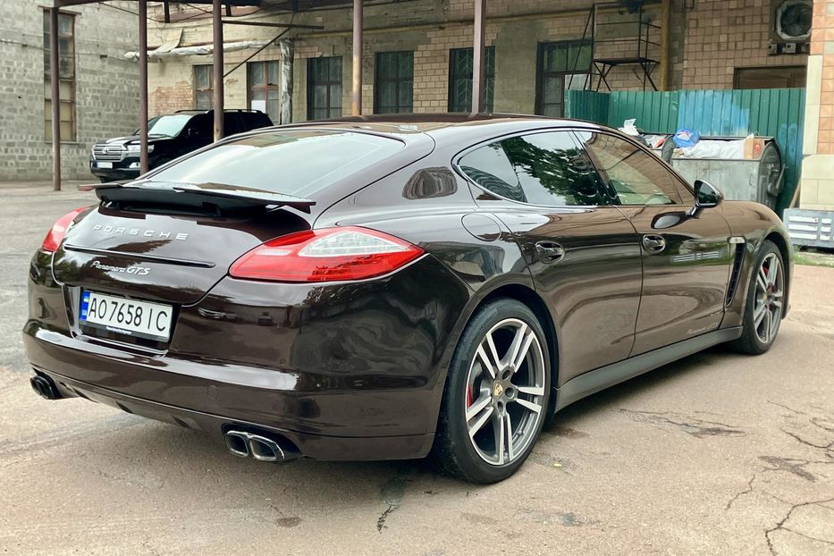 Продам Porsche Panamera GTS  2013 года в Киеве