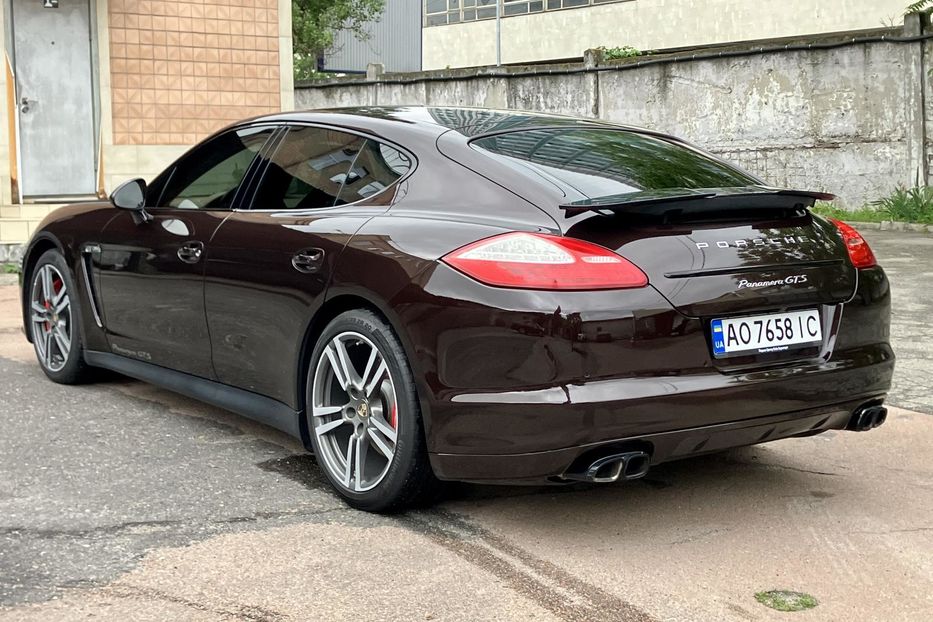 Продам Porsche Panamera GTS  2013 года в Киеве