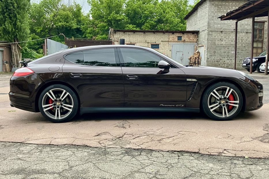 Продам Porsche Panamera GTS  2013 года в Киеве