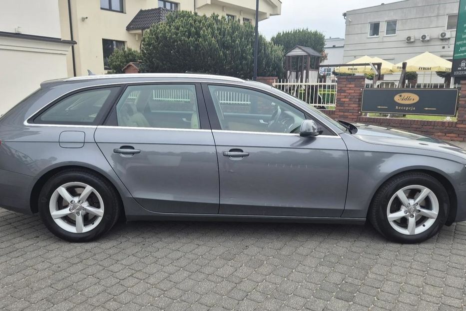 Продам Audi A4 2012 года в Днепре