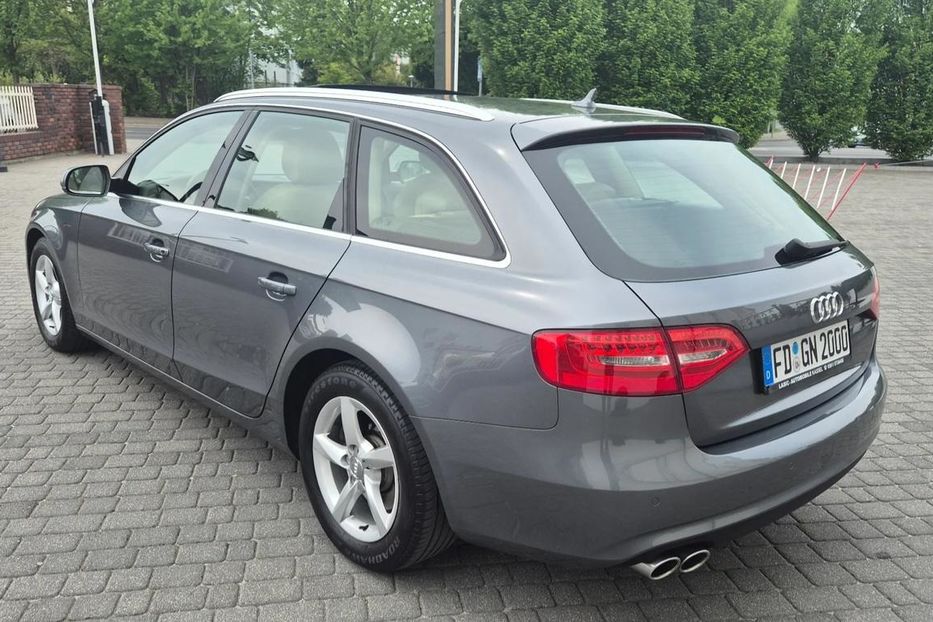 Продам Audi A4 2012 года в Днепре