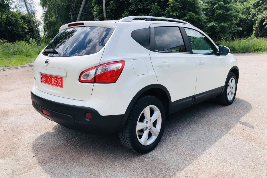 Продам Nissan Qashqai I поколение (FL), 1.6 CVT (117 2014 года в Житомире