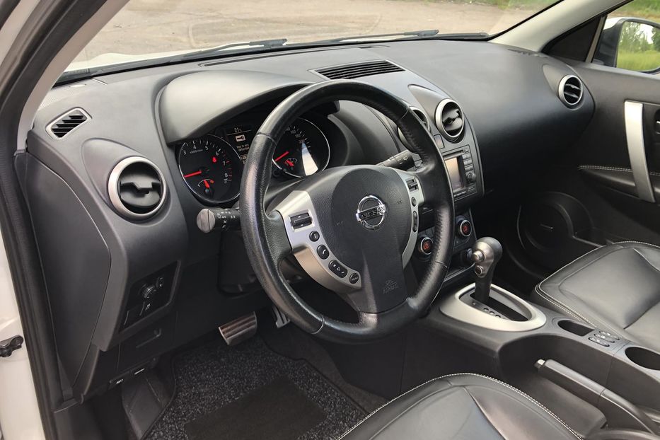 Продам Nissan Qashqai I поколение (FL), 1.6 CVT (117 2014 года в Житомире