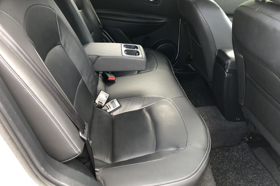 Продам Nissan Qashqai I поколение (FL), 1.6 CVT (117 2014 года в Житомире