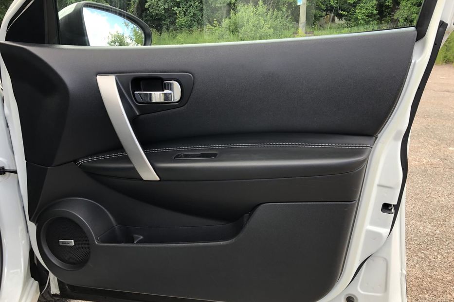 Продам Nissan Qashqai I поколение (FL), 1.6 CVT (117 2014 года в Житомире