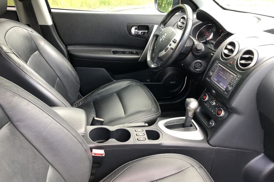 Продам Nissan Qashqai I поколение (FL), 1.6 CVT (117 2014 года в Житомире