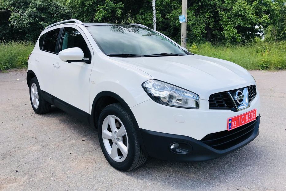 Продам Nissan Qashqai I поколение (FL), 1.6 CVT (117 2014 года в Житомире