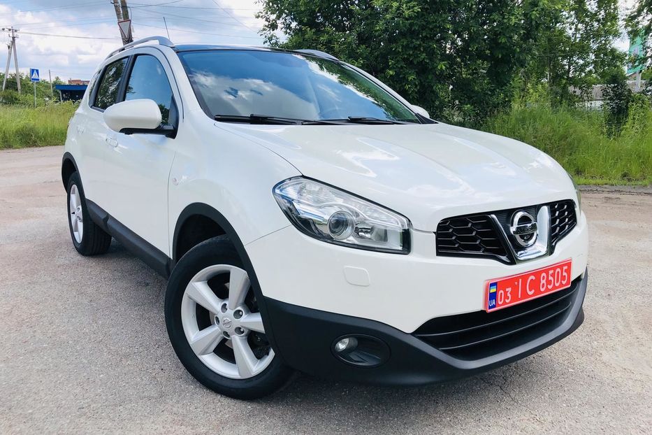Продам Nissan Qashqai I поколение (FL), 1.6 CVT (117 2014 года в Житомире