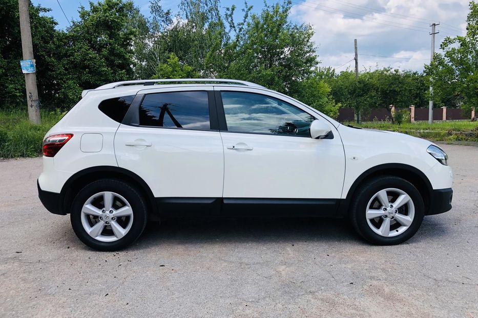Продам Nissan Qashqai I поколение (FL), 1.6 CVT (117 2014 года в Житомире
