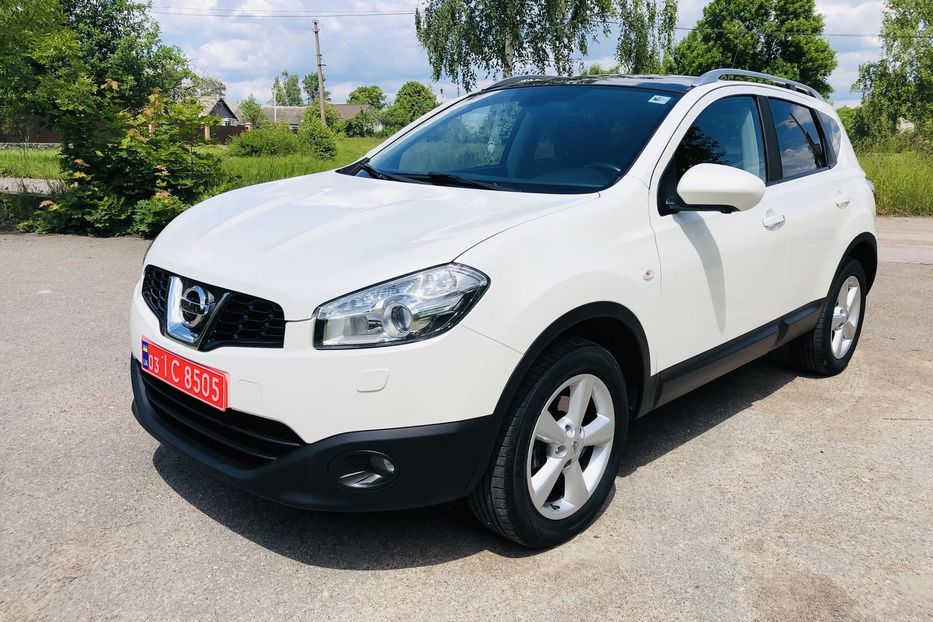 Продам Nissan Qashqai I поколение (FL), 1.6 CVT (117 2014 года в Житомире