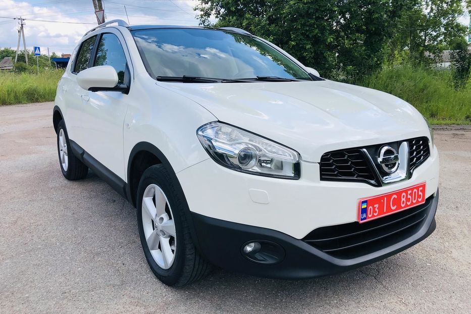 Продам Nissan Qashqai I поколение (FL), 1.6 CVT (117 2014 года в Житомире