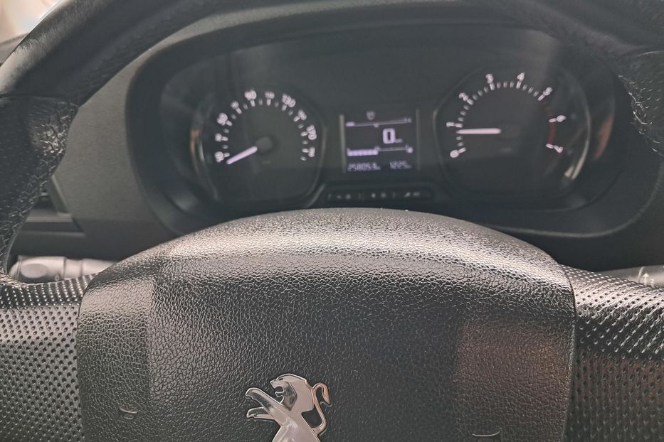 Продам Peugeot Expert пасс. МАХІ 2018 года в г. Гайсин, Винницкая область