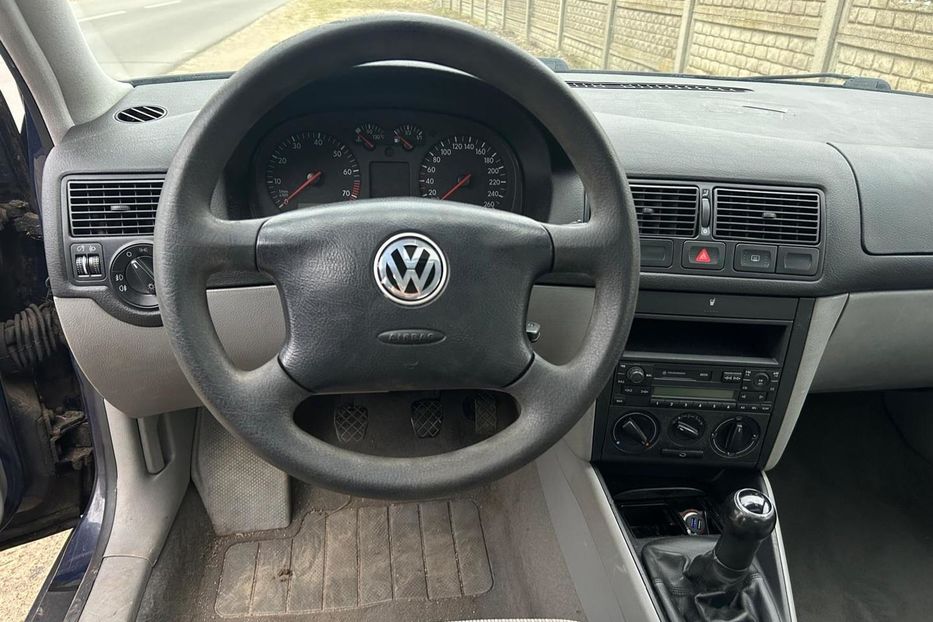 Продам Volkswagen Golf IV 2002 года в Днепре