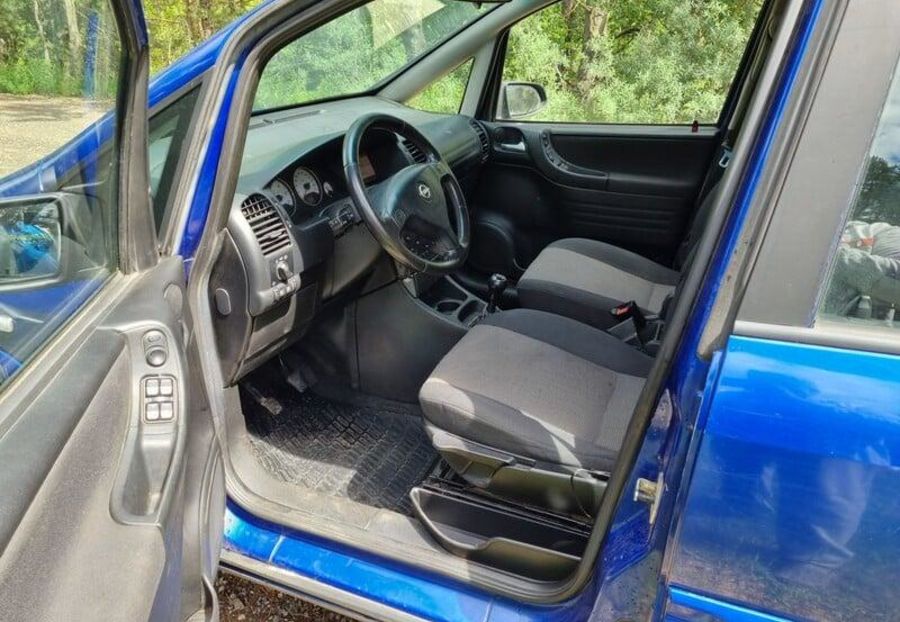 Продам Opel Zafira 2002 года в г. Кривой Рог, Днепропетровская область