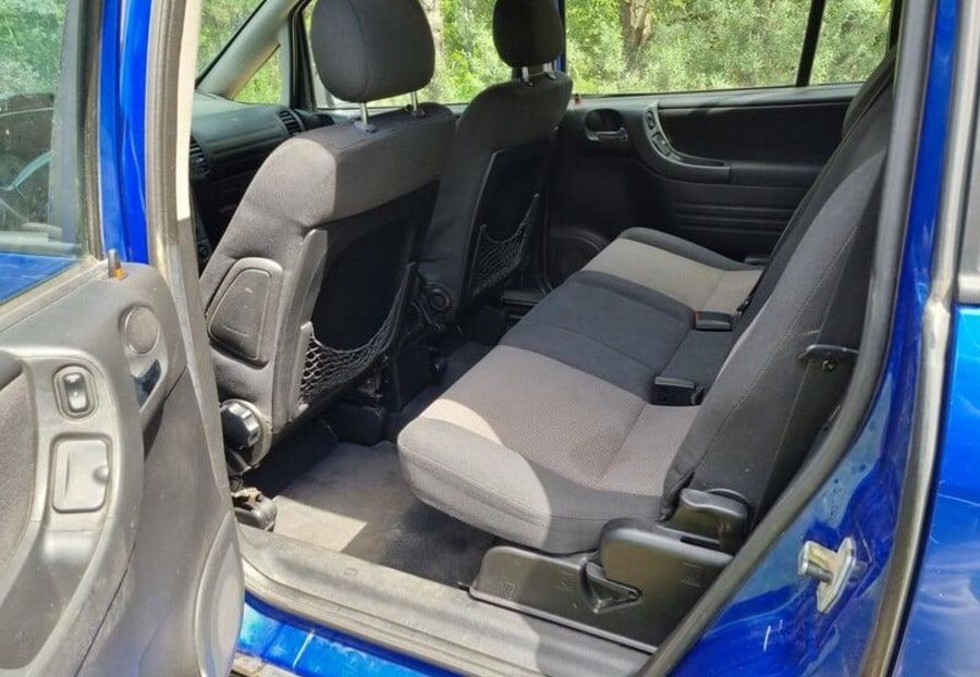 Продам Opel Zafira 2002 года в г. Кривой Рог, Днепропетровская область