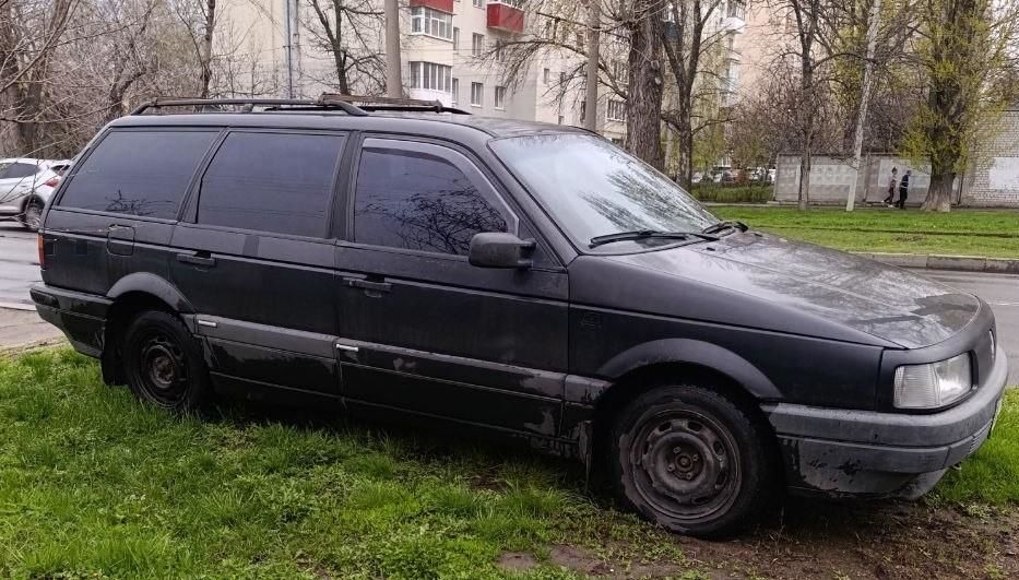 Продам Volkswagen Passat B3 1990 года в Харькове