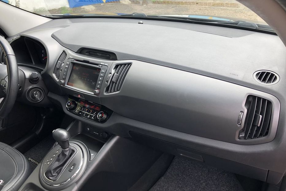 Продам Kia Sportage III поколение 2.0d AT (184 л.с 2014 года в Житомире