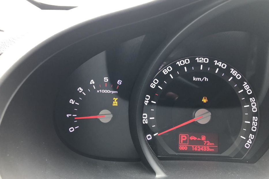 Продам Kia Sportage III поколение 2.0d AT (184 л.с 2014 года в Житомире