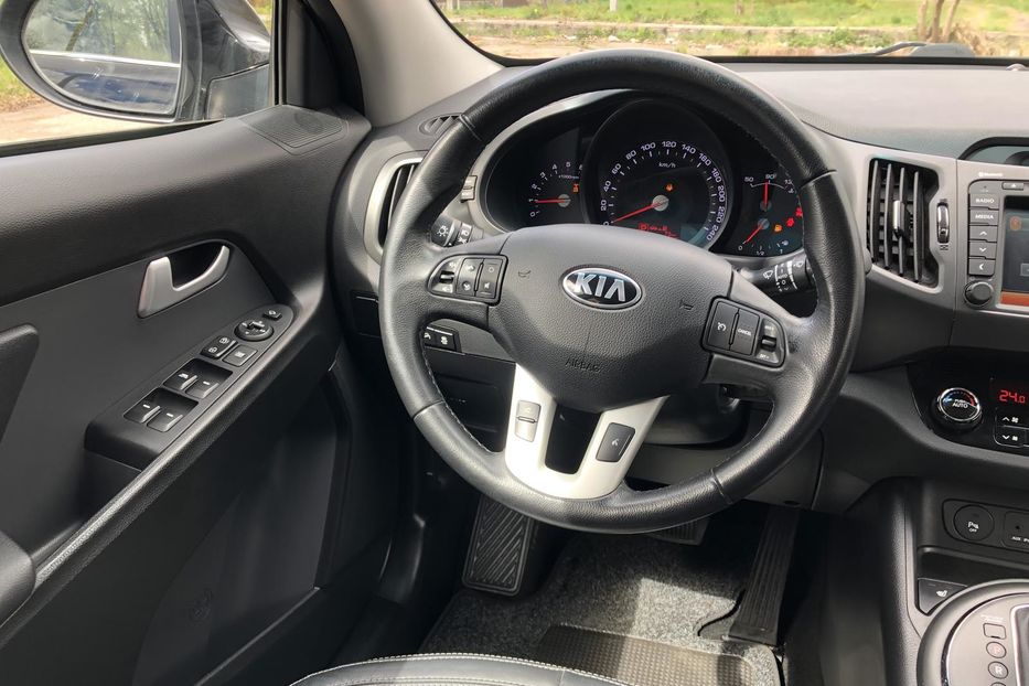 Продам Kia Sportage III поколение 2.0d AT (184 л.с 2014 года в Житомире