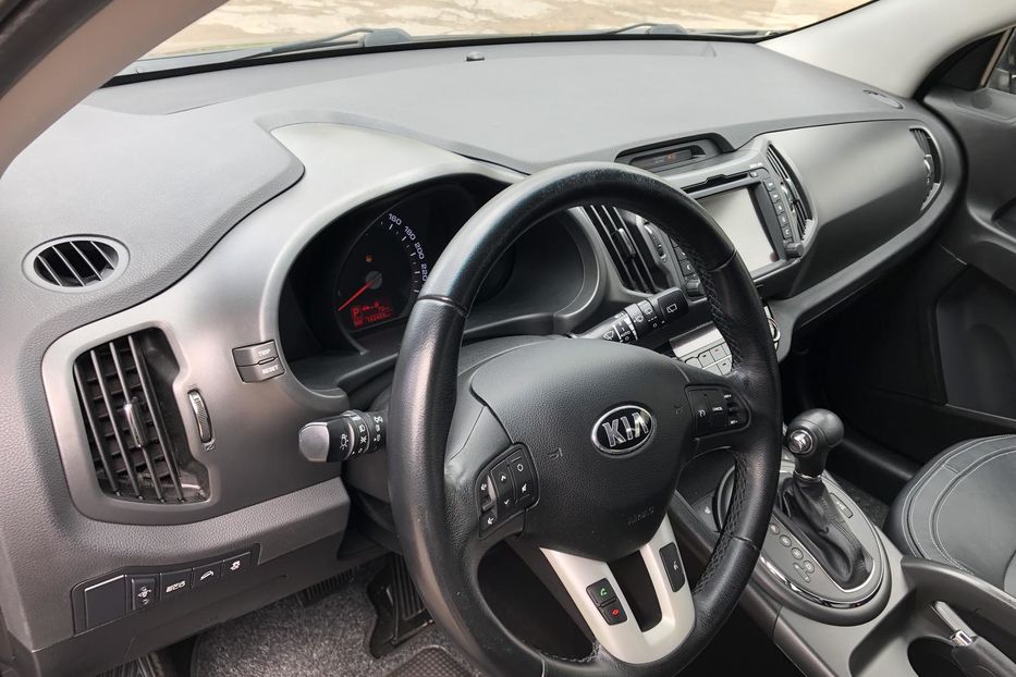 Продам Kia Sportage III поколение 2.0d AT (184 л.с 2014 года в Житомире