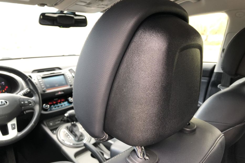 Продам Kia Sportage III поколение 2.0d AT (184 л.с 2014 года в Житомире