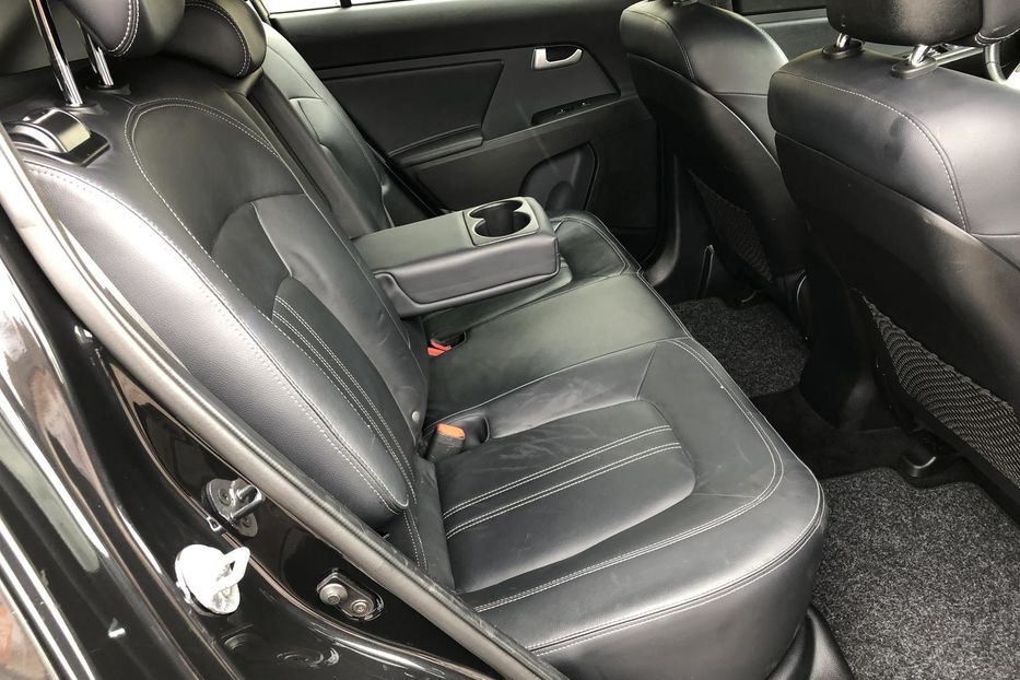 Продам Kia Sportage III поколение 2.0d AT (184 л.с 2014 года в Житомире