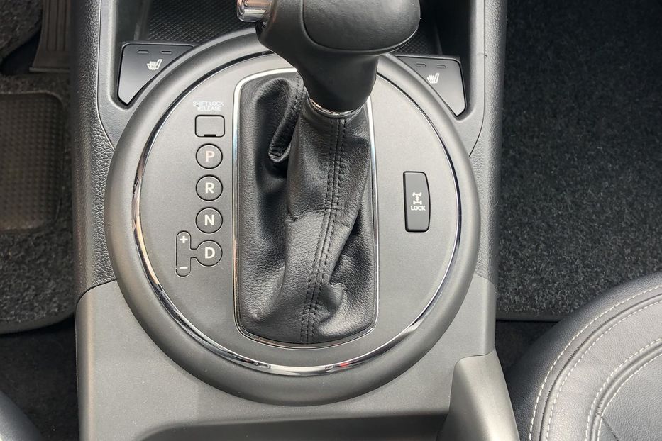 Продам Kia Sportage III поколение 2.0d AT (184 л.с 2014 года в Житомире
