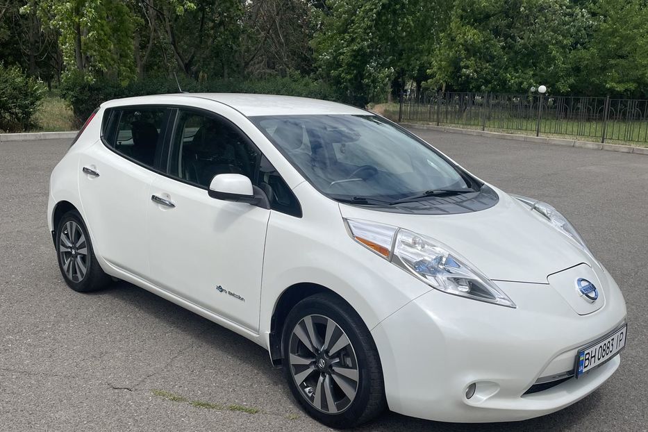 Продам Nissan Leaf SL 2017 года в Одессе