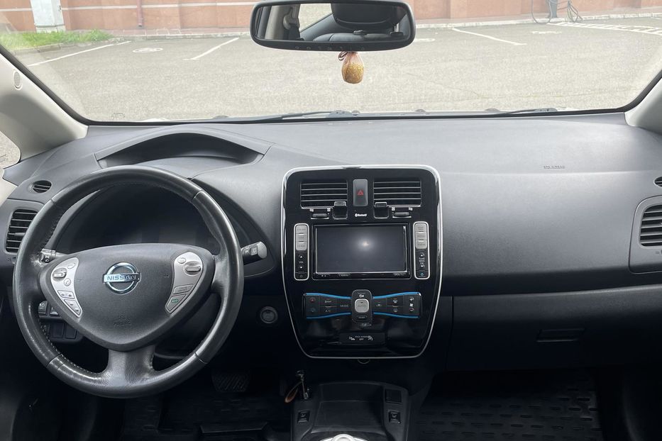 Продам Nissan Leaf SL 2017 года в Одессе