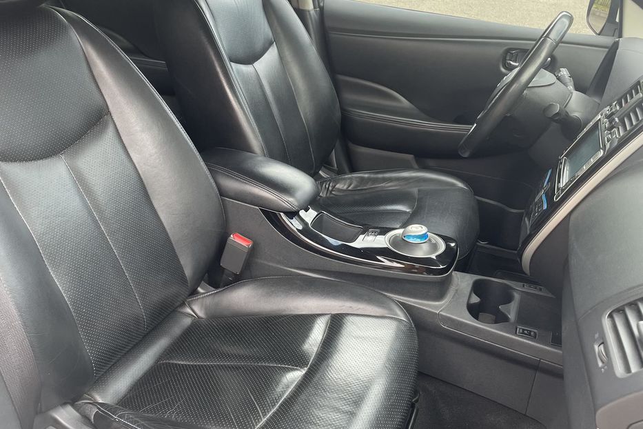 Продам Nissan Leaf SL 2017 года в Одессе
