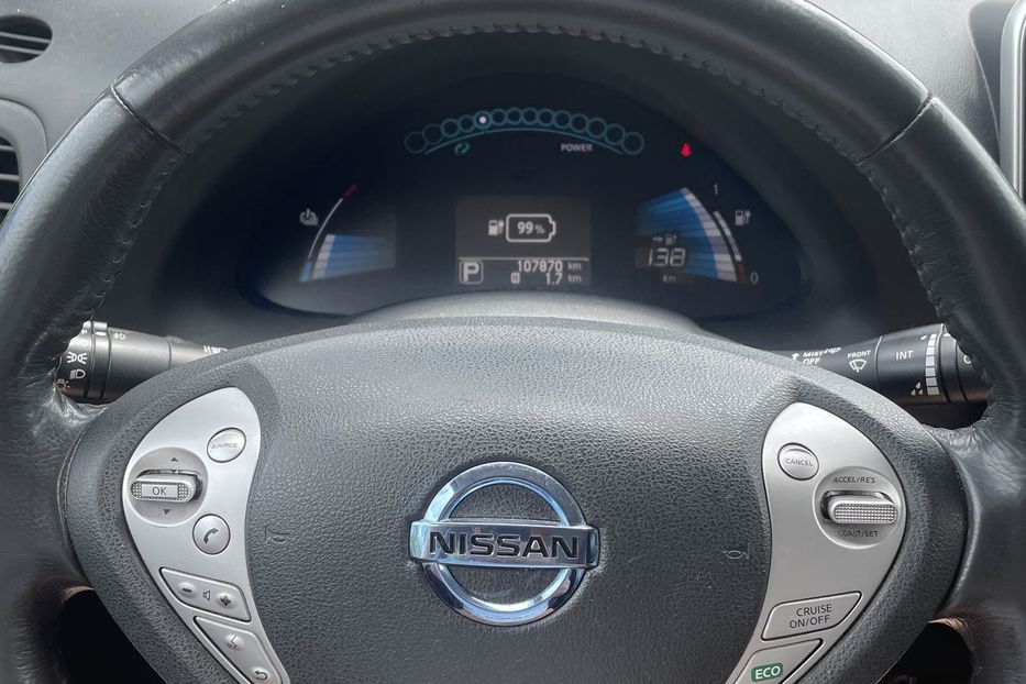 Продам Nissan Leaf SL 2017 года в Одессе