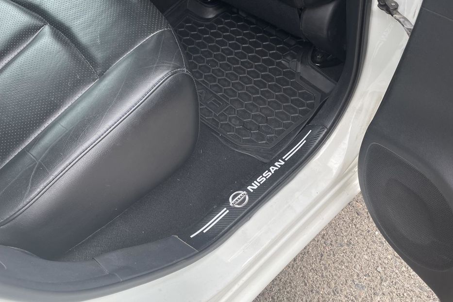 Продам Nissan Leaf SL 2017 года в Одессе