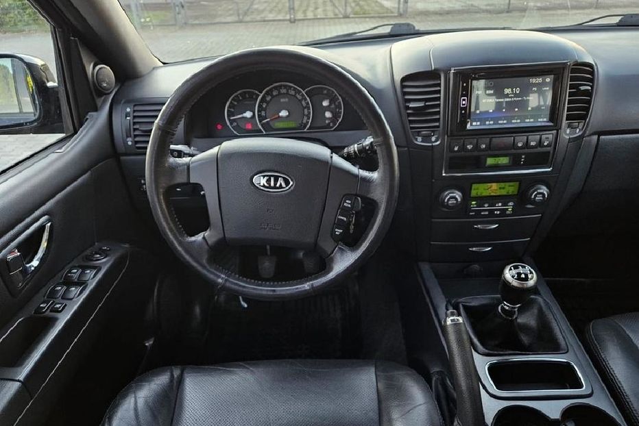 Продам Kia Sorento 2008 года в Харькове