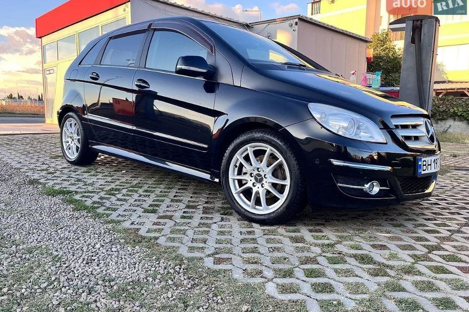 Продам Mercedes-Benz B 200 РЕСТАЙЛ 2010 года в г. Голованевск, Кировоградская область